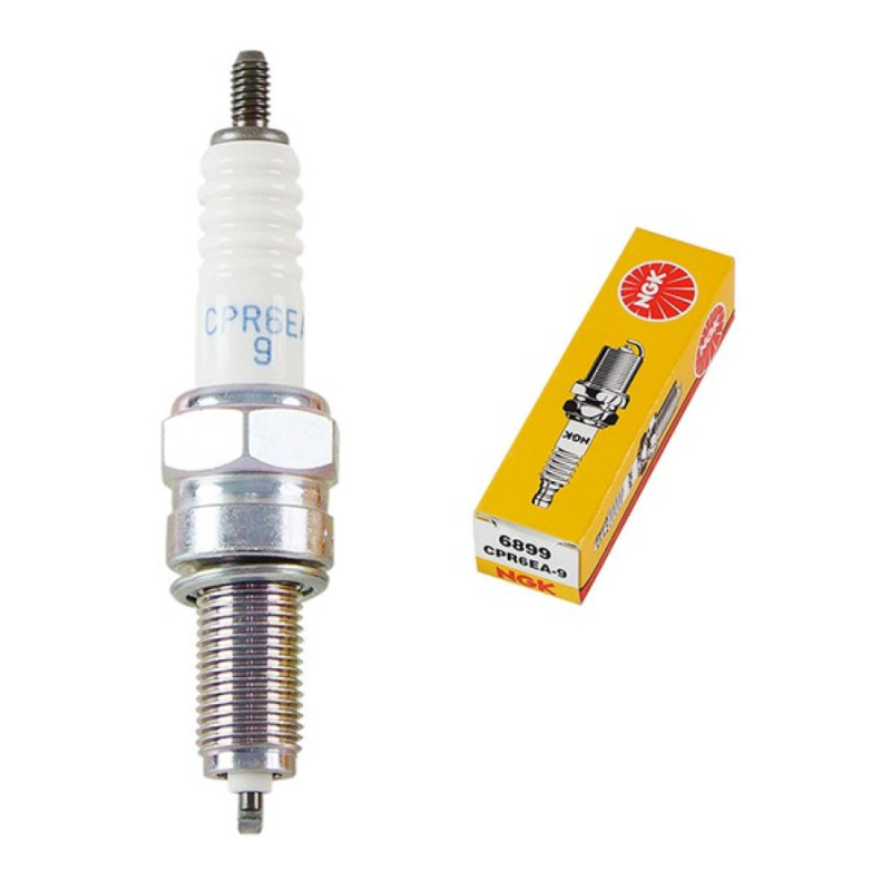 Свічка запалювання для човнового мотору  Suzuki DF4 DF5 DF6 DF9.9 DF15A DF20A DF25A